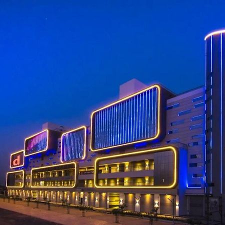 Hotel Avaante Ahmedabad Formerly Known As The Orchid Hotel 외부 사진