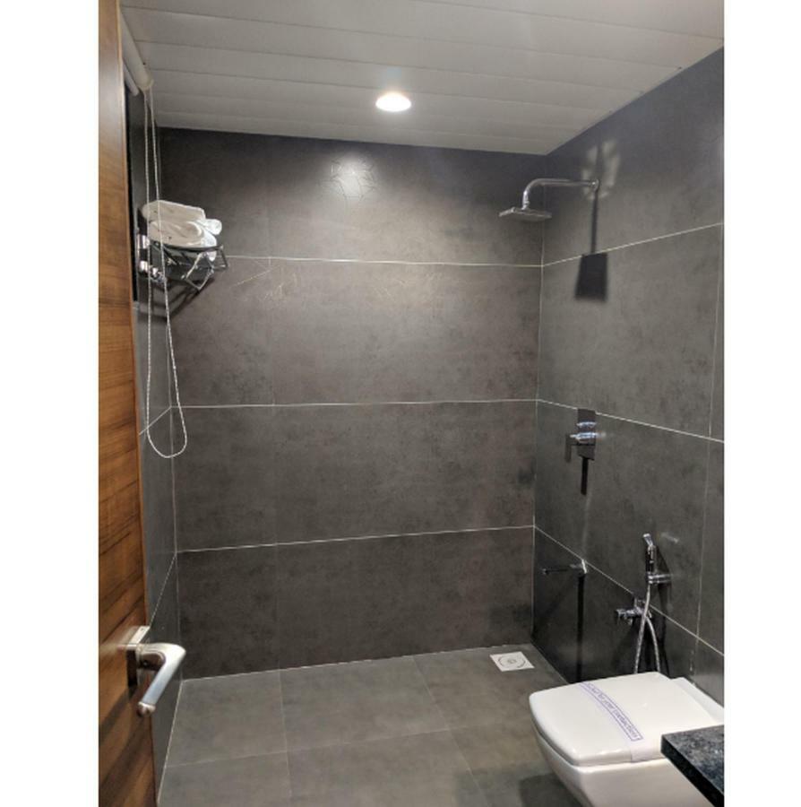 Hotel Avaante Ahmedabad Formerly Known As The Orchid Hotel 외부 사진